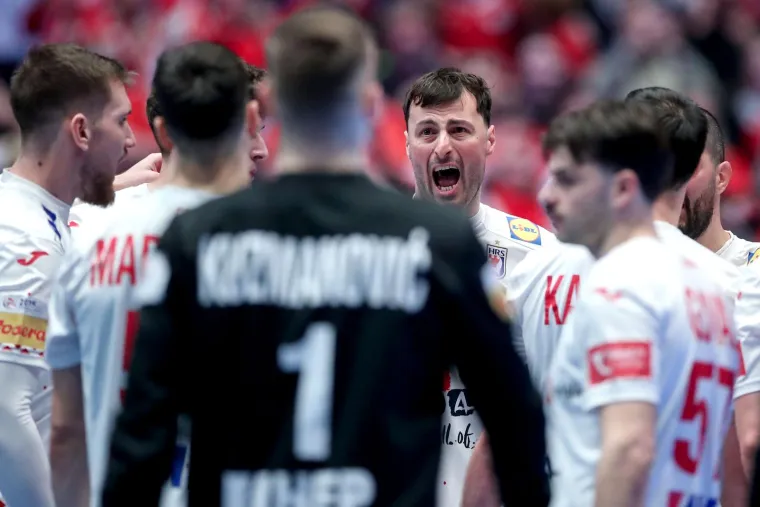 Domagoj Duvnjak zadnji put kao vođa, kapetan. 