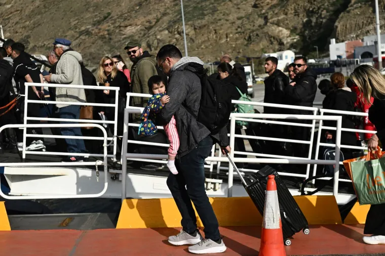 'Instagram otok' se ispraznio: Ljudi bježe glavom bez obzira strahujući od apokalipse