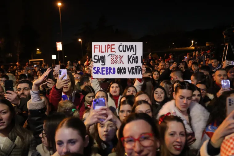 Poruka je jasna, a vidjet ćemo hoće li Filip poslušati