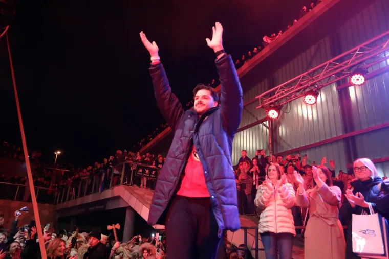 Srebrni Brko pozdravljen je u svom rodnom gradu