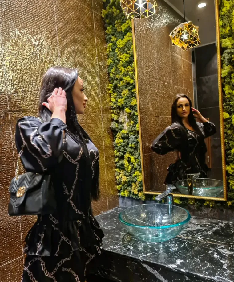 Upoznajte atraktivnu Miu Mi&scaron;kulin, gradi karijeru influencerice i voli visoke mu&scaron;karce