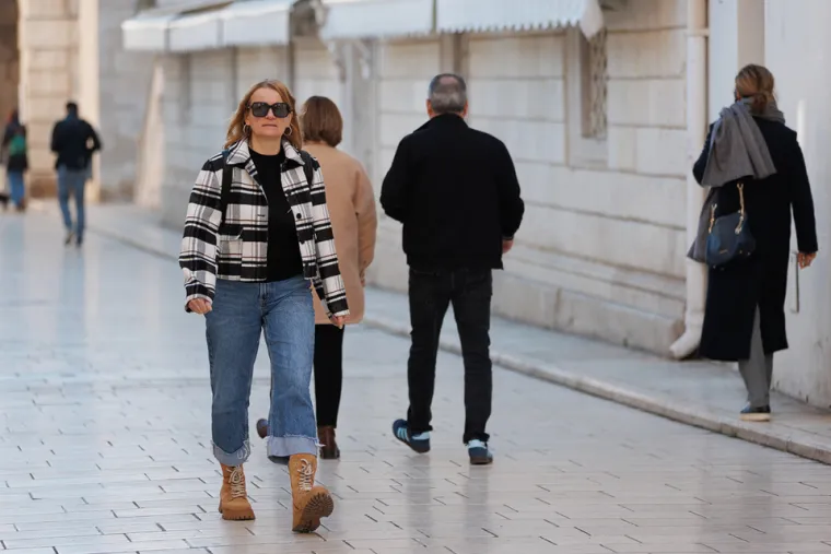 &Scaron;etnja Zadrom 