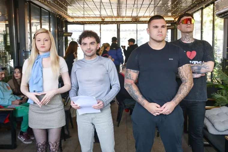 Influencer Ivan Bašić želi biti gradonačelnik grada Zagreba! Na lokalne izbore želi ići kao nezavisni kandidat, a na njegovoj listi našli su se Leo Alagić, poznatiji kao Maminjo te trap izvođačica Franka Frkić poznatija kao Sestrra. 