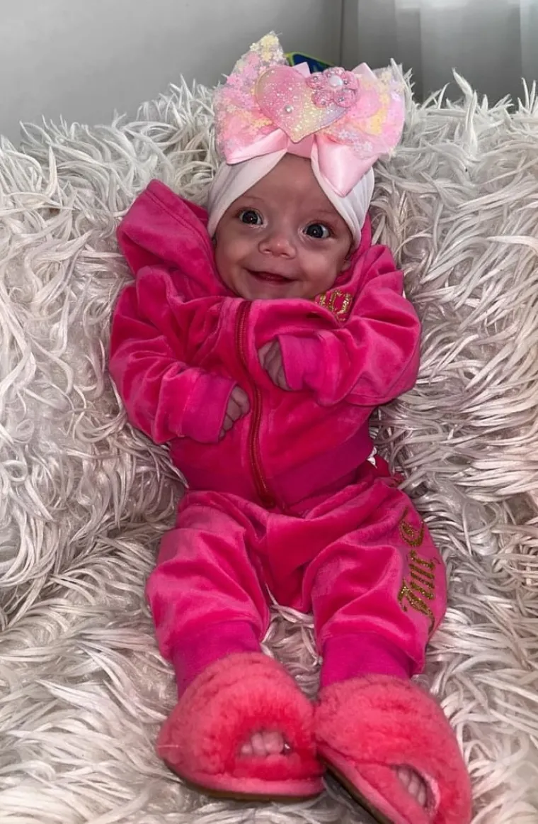 "Sve dugujem liječnicima i medicinskim sestrama. Spasili su život mojoj kćeri i na tome sam im zauvijek zahvalna", istaknula je.