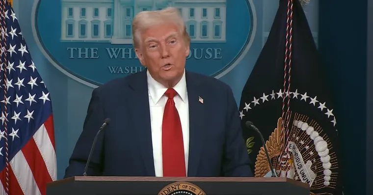 Što se to krije u uredu Donalda Trumpa? Nogometni svijet je u nevjerici