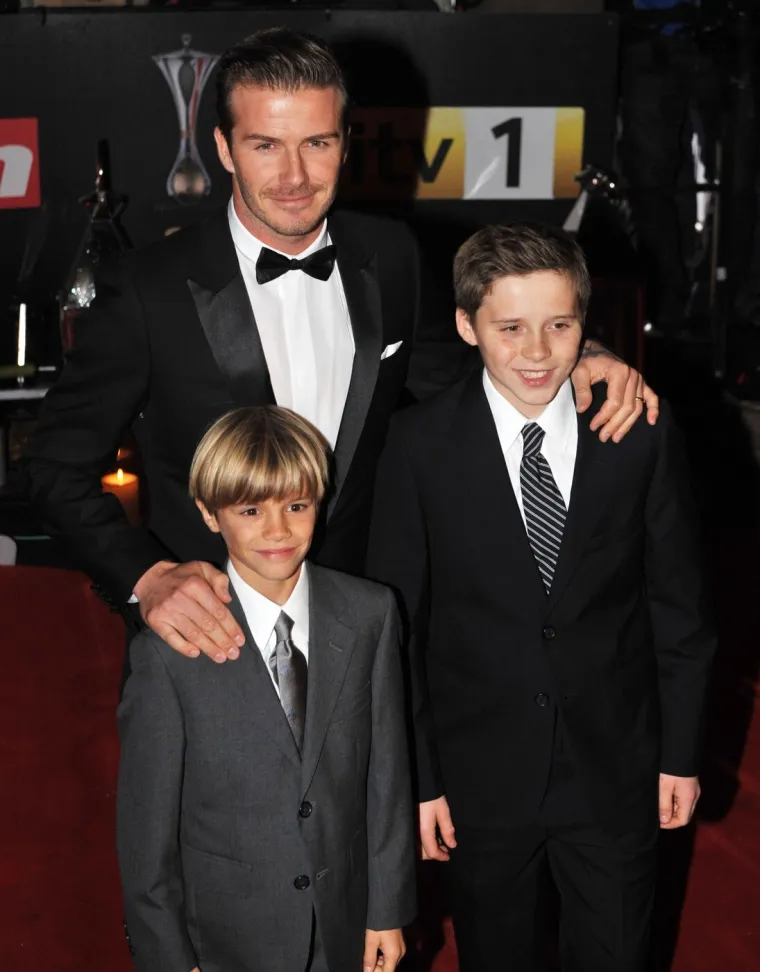 Kako je David Beckham postao seks simbol? Mnogi ga ne bi prepoznali na fotografijama s početka