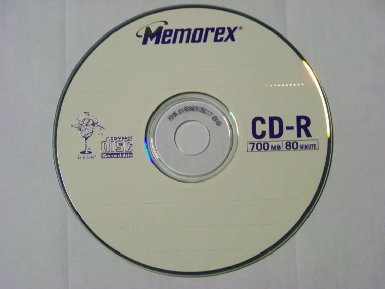 Ako ste rođeni između 1981. i 1996. godine, ove fotke udarit će vas po&scaron;teno u emocije