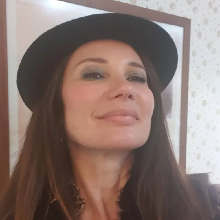 Prepoznajete li ovu manekenku? Nekada je harala modnom pistom, a onda se povukla