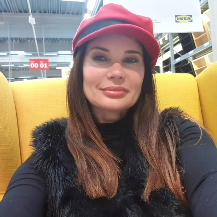 Prepoznajete li ovu manekenku? Nekada je harala modnom pistom, a onda se povukla