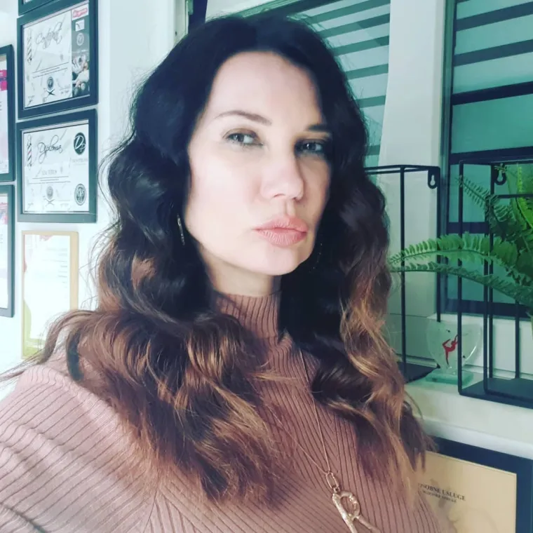 Prepoznajete li ovu manekenku? Nekada je harala modnom pistom, a onda se povukla