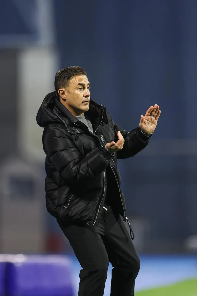 Trener Dinama Cannavaro gotovo da nije uopće sjedio na klupi, stalno je imao ne&scaron;to za pokazati svojim igračima