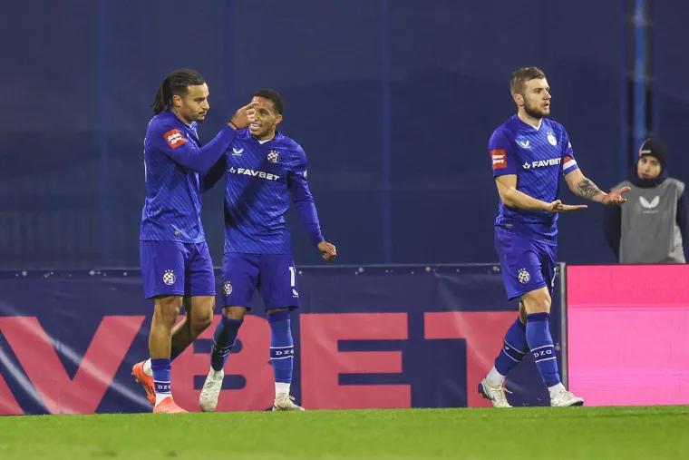 Zajec kao da su mu 'potonule sve lađe', Cannavaro luduje, a ekipa u loži privukla veliku pažnju