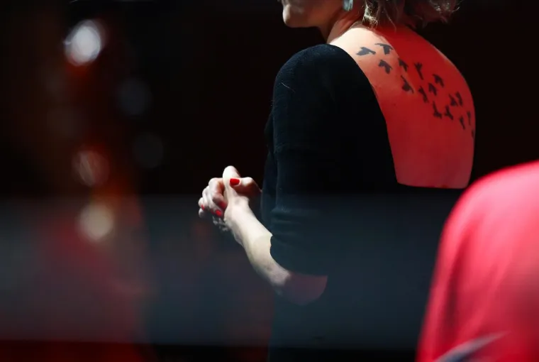 Poznate dame zablistale u dizajnerskim haljinama, razlog je ba&scaron; jako važan!