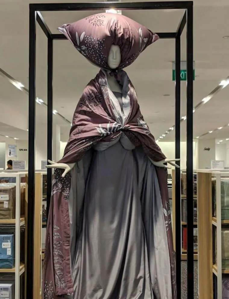 &Scaron;ećemo pored njih konstantno, ali primjećujemo li ih? Ovo su najbizarnije lutke iz izloga