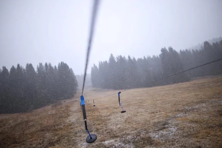 Kao ni na Sljemenu, ni ovdje ne radi žica, a pitanje je imaju li vlasti u planu kakvu obnovu.