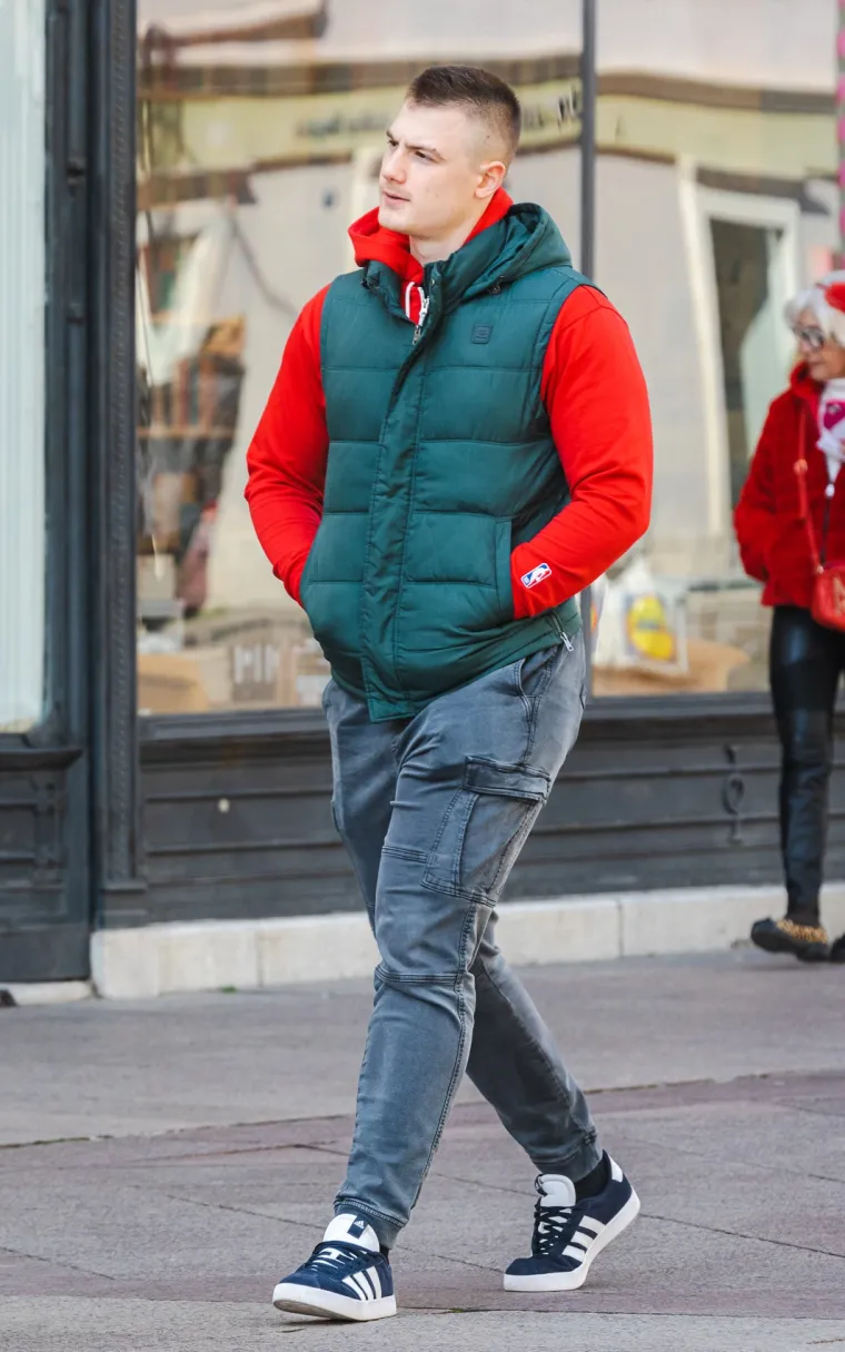 Riječani prkose zimi - žuta boja preuzela grad! Sjajnim stajlingom podigli Korzo