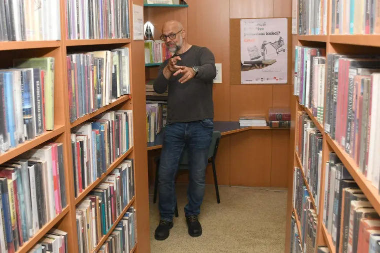 Glumica Ecija Ojdanić otvoreno je priznala da joj je omiljeni filmski i TV ljubavnik Alen Liverić. Nije mogla sakriti da su njegov šarm, talent i prisutnost na ekranu ostavili snažan dojam na nju.