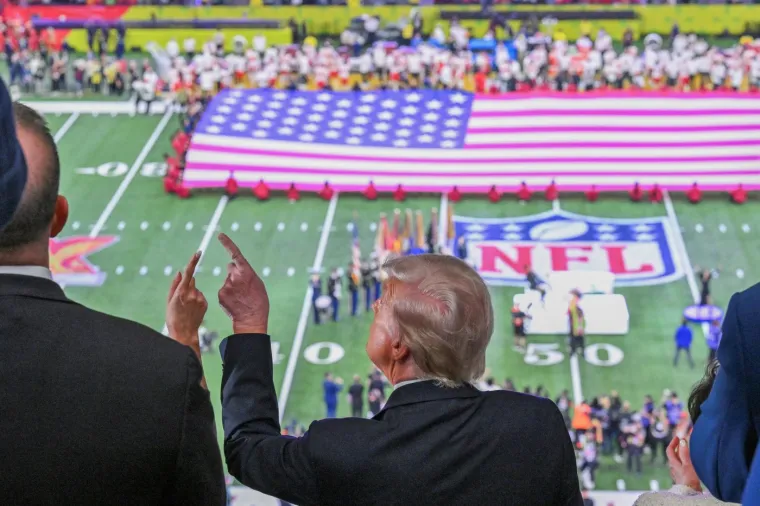 Donald Trump 'osvojio' Superbowl, a megazvijezda izviždana: Čak joj se narugao