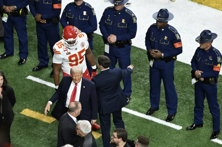 Donald Trump 'osvojio' Superbowl, a megazvijezda izviždana: Čak joj se narugao