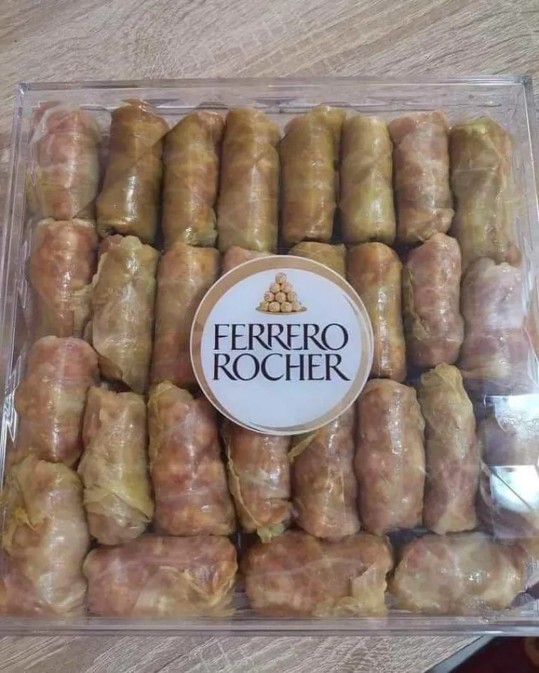 I, naravno, kojekakve (po)slastice.