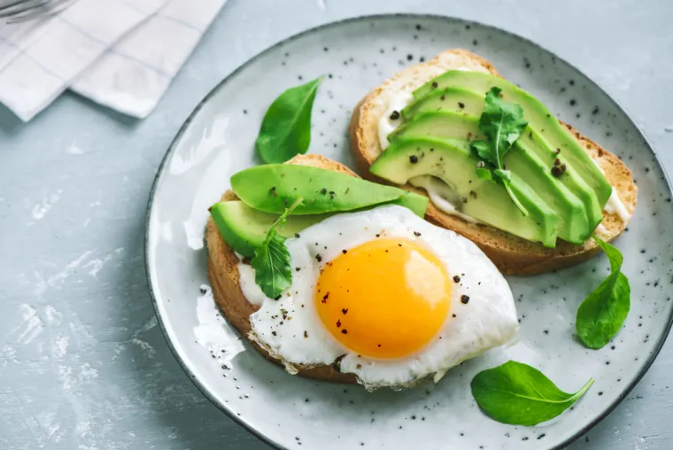 3. Bogat tost