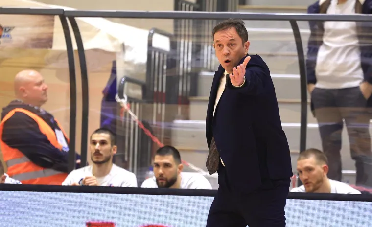 Danijel Jusup, trener Splita, nakon utakmice na pressici kazao je: &quot;Čestitao bih Splitu na pobjedi. Imali smo svoje šanse, no nismo pogodili šuteve kada je trebalo prelomiti utakmicu. Nismo izdržali do kraja, nismo bili koncentrirani i promašili smo neke otvorene šuteve. Falilo je još ono nešto da se dobije ova utakmica. Žao mi je te dekoncentracije i što smo prelagano primili taj zicer na kraju. To je to, mi se okrećemo našim sljedećim obavezama.&quot;