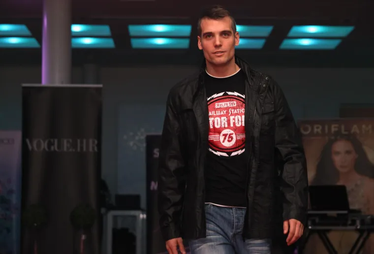 Prije nego što je postao mister, Dino je imao problema sa zakonom zbog narkotika te je četiri mjeseca proveo u zatvoru, što je opisao u svojoj knjizi &quot;Od dilera do mistera&quot;. U istoj je knjizi u detalje opisao i seksualni odnos koji je imao s pjevačicom i voditeljicom Vlatkom Pokos, a spomenuo je i kako je u nju bio i zaljubljen te dsa mu je ta veza ostala u lijepom sjećanju. Ona je sve tvrdnje demantirala.
