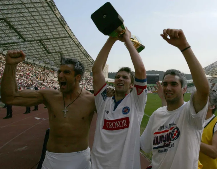 Tvtko Kale, Hrvoje Vejić, Tomisalv Bu&scaron;ić slave naslov Hajduka 2005.