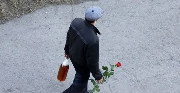 Ljubav pr&scaron;ti svuda oko nas, pa čak i u životinjskom svijetu: Njihovi zagrljaji i poljupci osvajaju srca