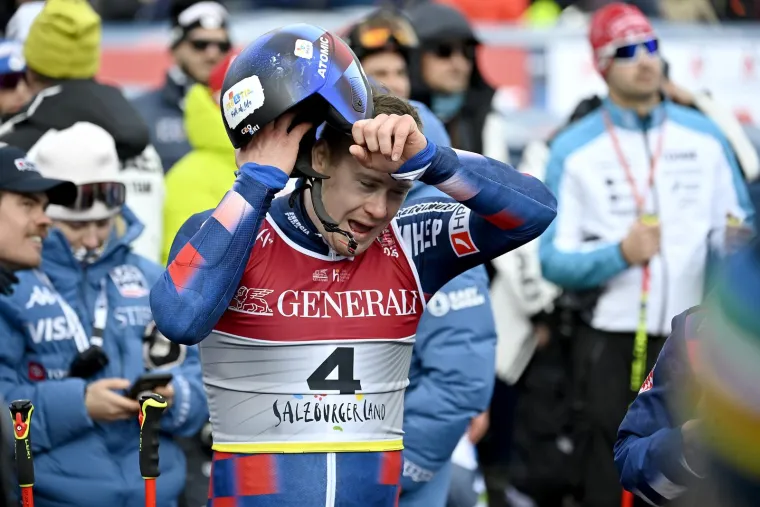 Očaj se osjeća i preko ekrana: Zubčić potpuno bijesan, trgao je odjeću sa sebe