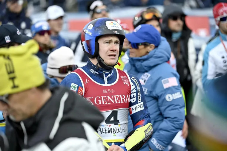 Očaj se osjeća i preko ekrana: Zubčić potpuno bijesan, trgao je odjeću sa sebe