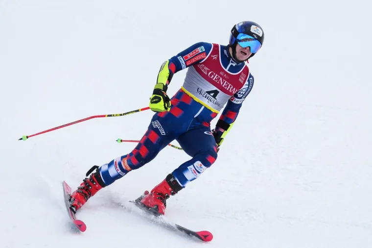 Očaj se osjeća i preko ekrana: Zubčić potpuno bijesan, trgao je odjeću sa sebe