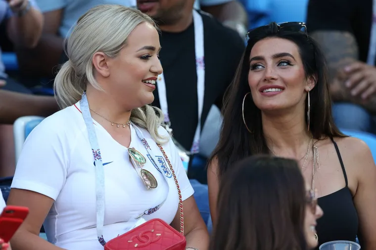 Annie Kilner ne vjeruje da se Lauryn Goodman opet pojavila u priči. Poludjela je na to, opasno se posvađala s Kyleom i vratila sa četvero sinova privatnim avionom u Englesku. 