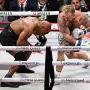 Boksački meč Mike Tysona i poznatog You Tubera Jake Paula više je puta odgađan zbog Mikeovih zdravstvenih problema s kojima se Tyson suočavao, a svi su bili zabrinuti da li će se ona uopće i održati. Na kraju možda i bolje da nije, nakon ovih zaista teških vijesti koje je plasirao u javnost Jake Paul. Paul je u studenom osigurao pobjedu jednoglasnom odlukom sudaca nad bivšim svjetskim prvakom u teškoj kategoriji. Bila je to Tysonova prva profesionalna borba od 2005., a Iron Mike je ušao u ring s 58 godina. Mike je čak 30 godina stariji od Paula. Tyson je također bio prisiljen povući se iz njihovog prvobitno planiranog natjecanja u srpnju prošle godine na liječnički savjet, međutim Paul je sada bio prisiljen razjasniti komentare koji sugeriraju da je njegov protivnik imao Parkinsonovu bolest prije njihovog sukoba.