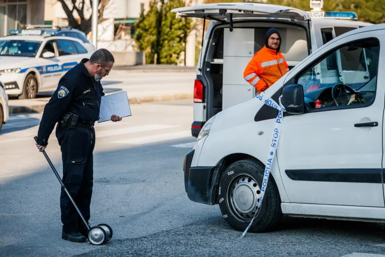 Horor u Splitu: Kombi naletio na grupu djece, stigle fotografije s mjesta nesreće