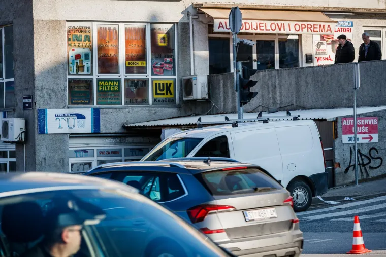 Horor u Splitu: Kombi naletio na grupu djece, stigle fotografije s mjesta nesreće