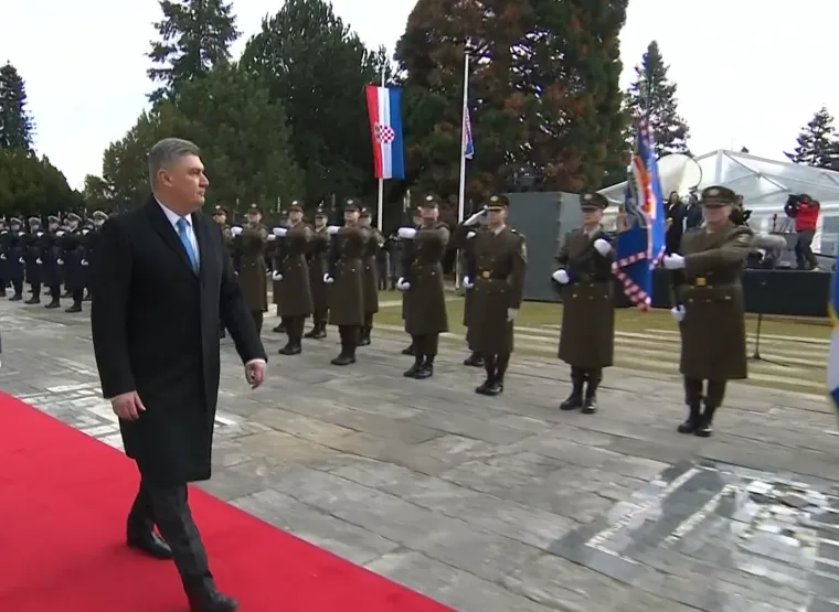 Uzvanici dolaze na inauguraciju predsjednika: Tepih je spreman, čeka se Milanović