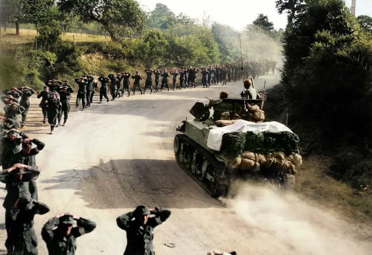 Ta masivna vojna operacija označila je početak oslobođenja zapadne Europe od nacističke okupacije tijekom Drugog svjetskog rata te se vodi kao najveći  pomorski desant u povijesti.
