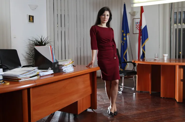 Ona je političarka, pravnica i žena sa stilom: Dalija Ore&scaron;ković godinama nakon razvoda i dalje solira