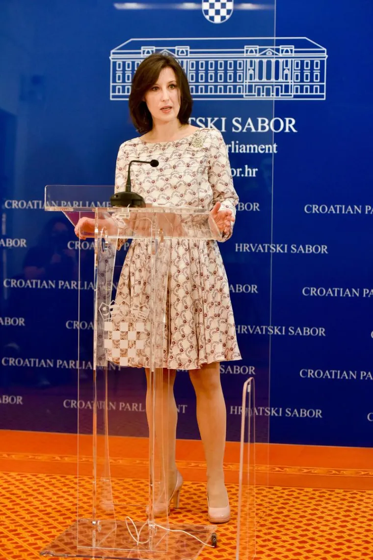 Ona je političarka, pravnica i žena sa stilom: Dalija Ore&scaron;ković godinama nakon razvoda i dalje solira