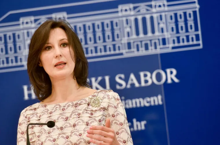 Ona je političarka, pravnica i žena sa stilom: Dalija Ore&scaron;ković godinama nakon razvoda i dalje solira
