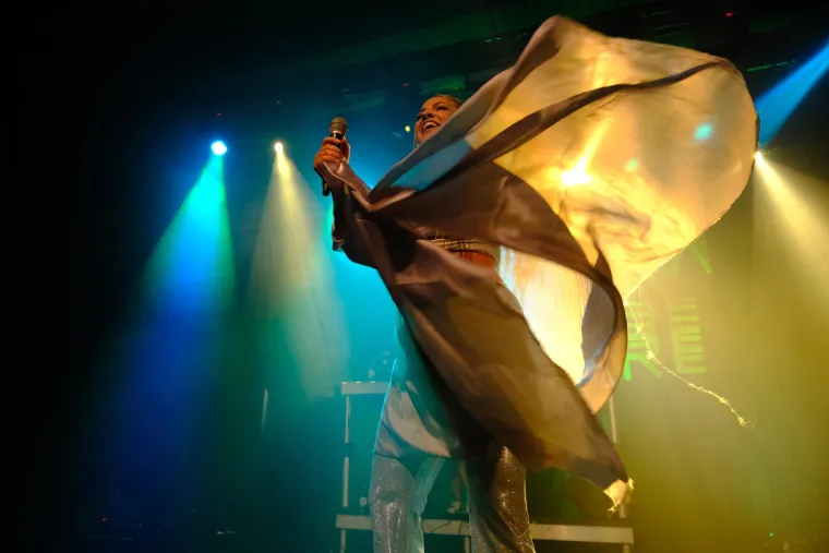 Bavila se striptizom, a sad je favoritkinja 'srpske Dore': Evo kako izgleda kontroverzna reperica Mimi