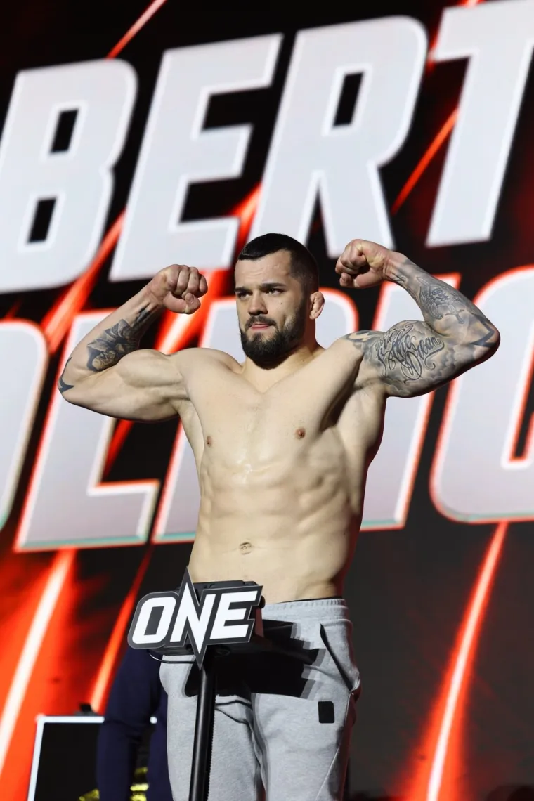 Roberto Soldić na istom face off eventu. 