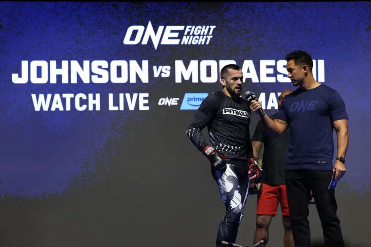 Roberto daje izjavu za ONE Championship uoči njegove posljednje borbe prije 2 godine. 
