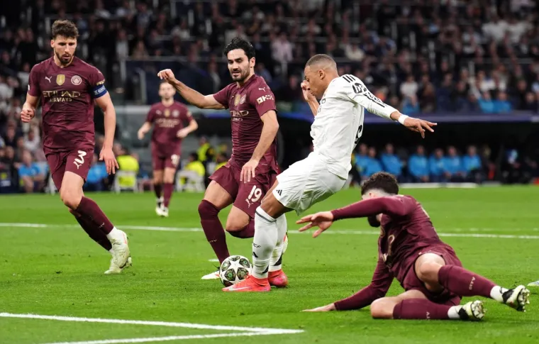 Dias je samo gledao &scaron;to radi Mbappe. Portugalac je pak skrivio prvi gol, također protiv Mbappea