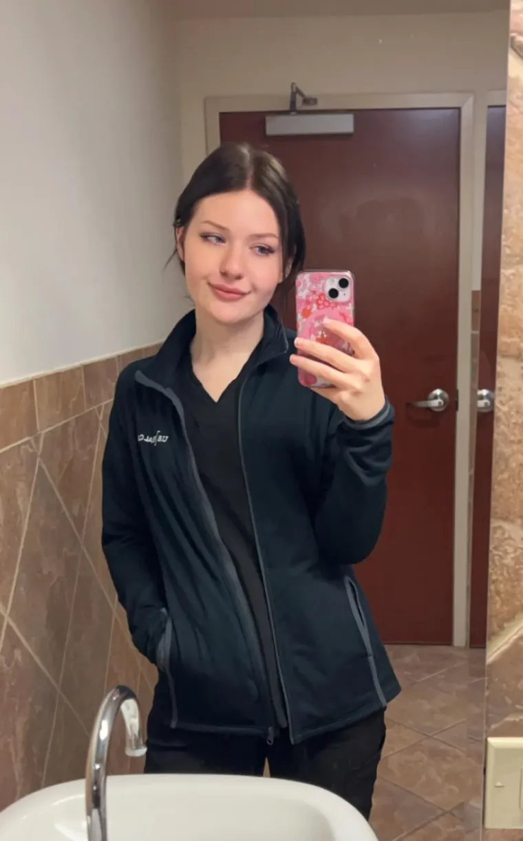 Tada je imala samo 19 godina, ali nije odustala od života. Ba&scaron; naprotiv, lupila je &scaron;akom o stol i pretvorila se u drugu osobu u samo pet godina. 