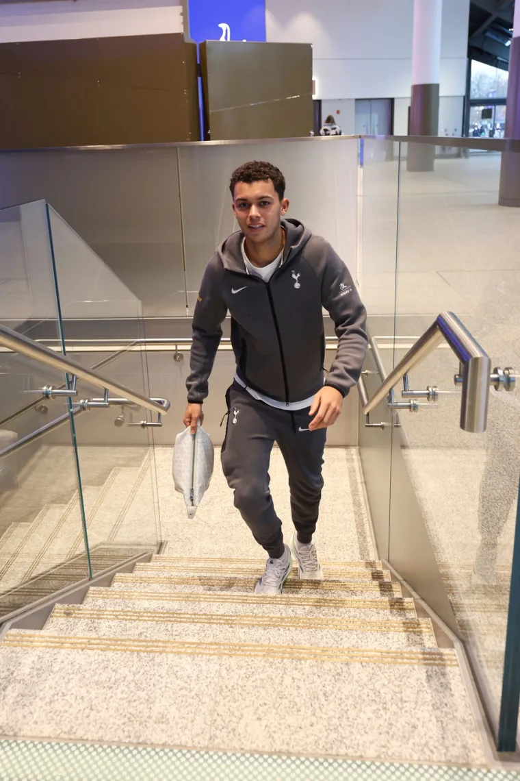 Zaručena zvijezda Premiershipa ima aferu sa ženom koja je spavala s vi&scaron;e od 100 mu&scaron;karaca: 'Nije za slabije cure'