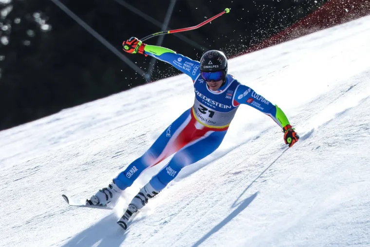 Dramatične scene na slavnom skijali&scaron;tu: Sin legendarnog skija&scaron;a te&scaron;ko pao i ostao nepomično ležati