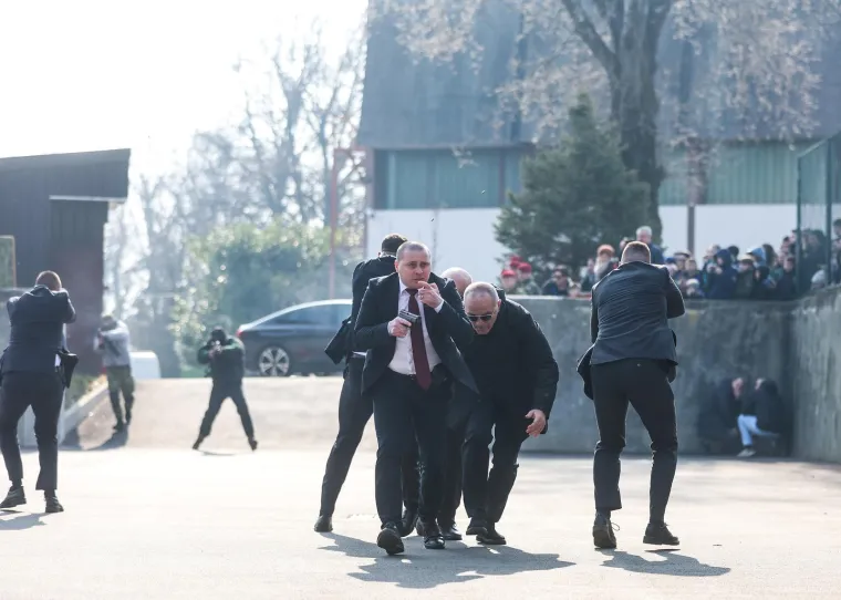 Noževi s hrvatskim grbom, snajperi i psi kao moćno oružje: Ovo je legendarna Počasna bojna