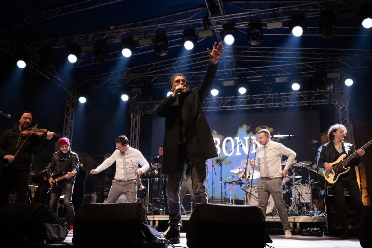 Štrumfete ukrale show na koncertu Gibonnia: U Samoboru noćas gorjelo!